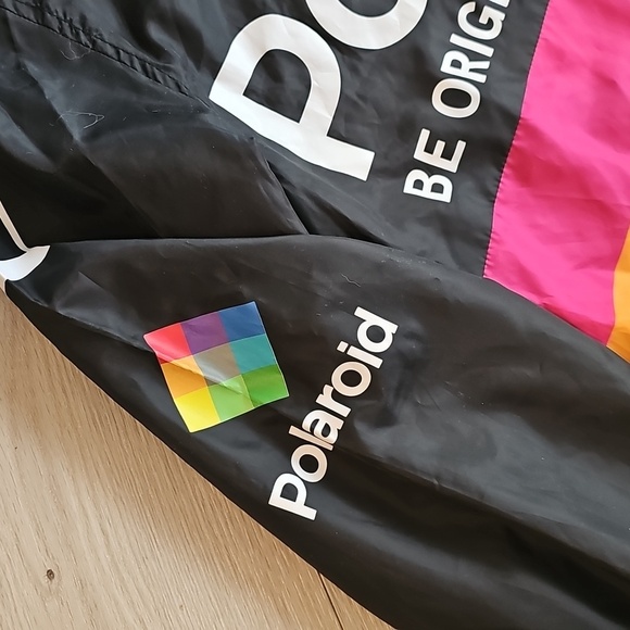 Polaroid Branded Windbreaker Pullover Lightweight Jacket, Medium - Picture 3 of 15